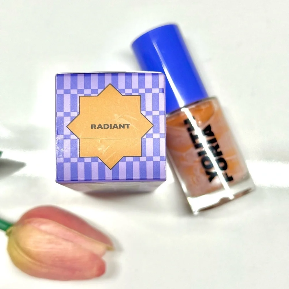 Youthforia Radiant Sunkissed Bronzer Liquid Skin Enhancer -in the shade radiant
